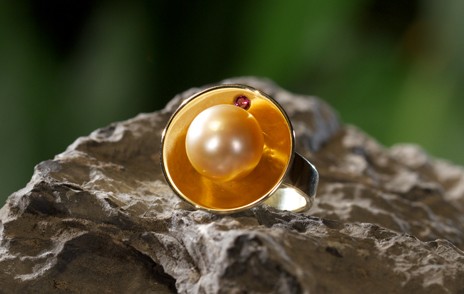 Ring gold mit Perle